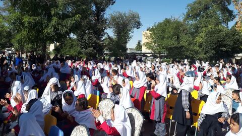 کرمانشاه.  تماشاخانه سیار در پارک بسیج