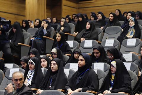 آیین تجلیل از برگزیدگان پویش ملی ایثار