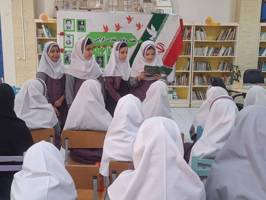 ویژه برنامه گرامیداشت هفته دفاع مقدس در مرکز شماره ۵ کانون اردبیل برگزار شد