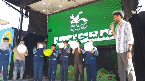 کرمانشاه.  تماشاخانه سیار. سنقر