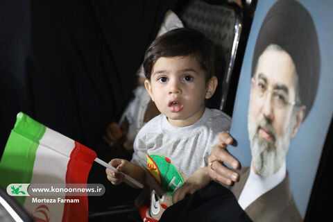 گردهمایی کارمندان انقلابی
