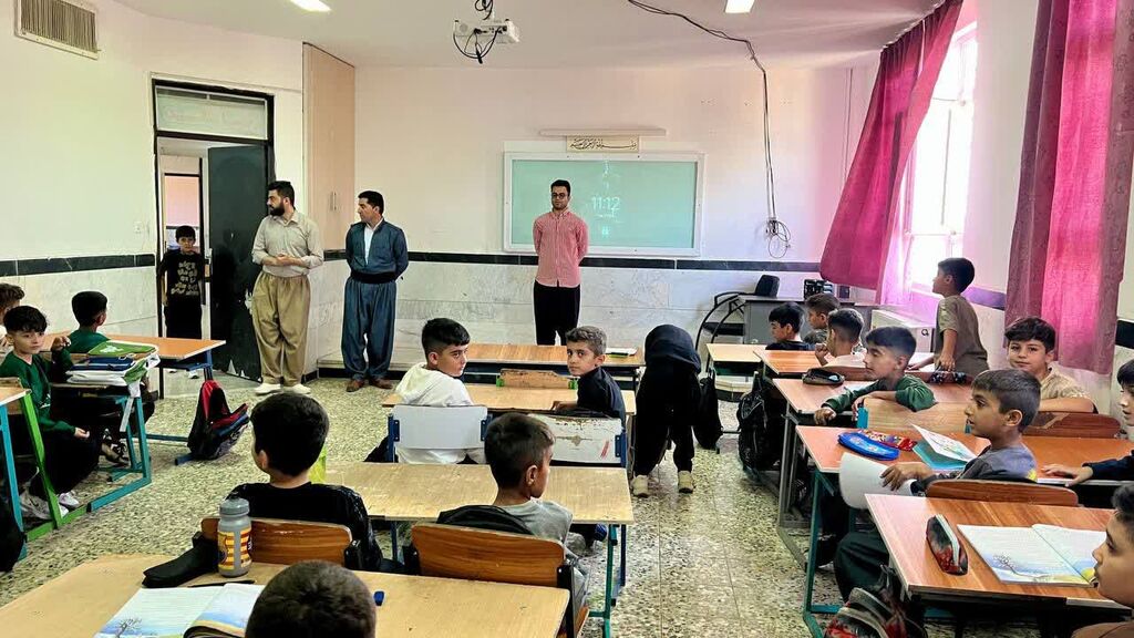 برنامه‌های دفاع مقدسی کانون ثلاث باباجانی در مدرسه سیدالشهداء تازه‌آباد