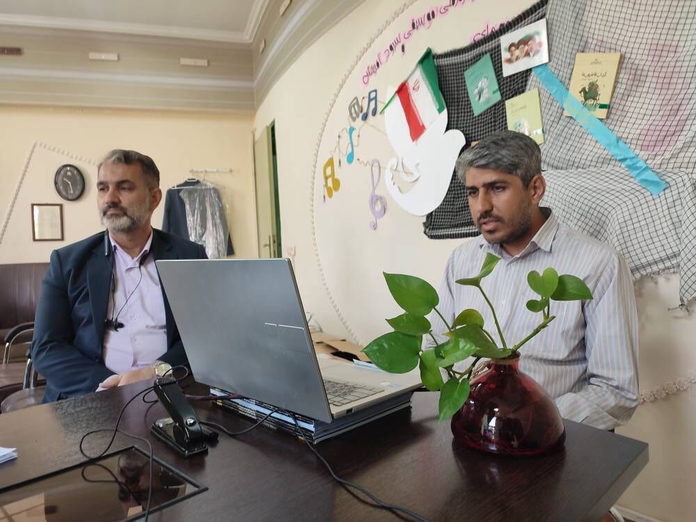 نشست کانون فارس با محوریت تبیین فرهنگ مقاومت و هماهنگی برنامههای هفته ملی کودک