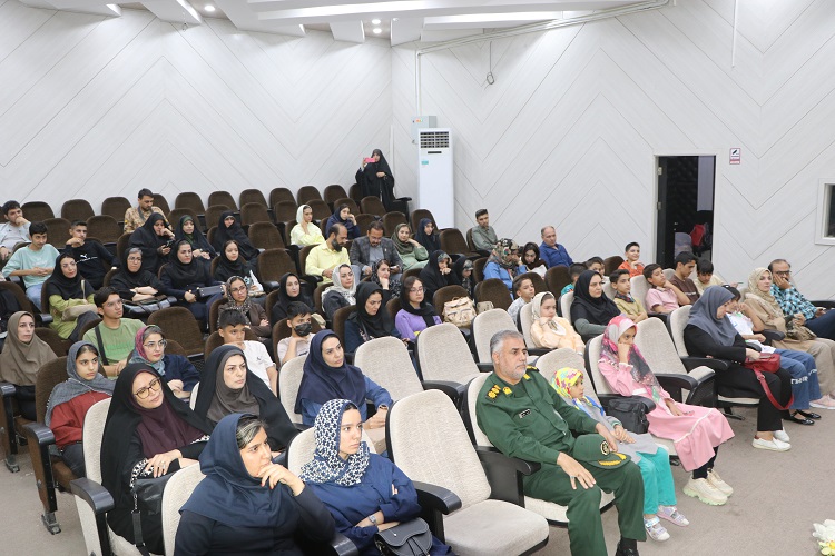 «شقایقها هم کودک بودند»؛ روایت شاعرانه کودکان جنگ در قاب ادبیات پایداری