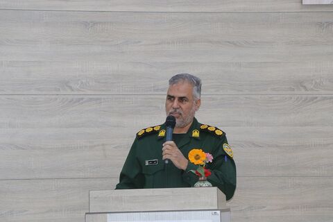 گزارش تصویری عصر شعر«شقایق‌ها هم کودک بودند»؛ روایت شاعرانه کودکان جنگ در قاب ادبیات پایداری