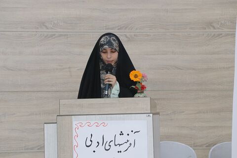گزارش تصویری عصر شعر«شقایق‌ها هم کودک بودند»؛ روایت شاعرانه کودکان جنگ در قاب ادبیات پایداری