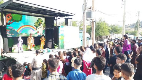 کرمانشاه.  تماشاخانه سیار.  روستای چم‌زرشک