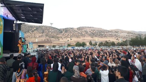 کرمانشاه، اجرای سیزدهم تماشاخانه سیار در ثلاث باباجانی