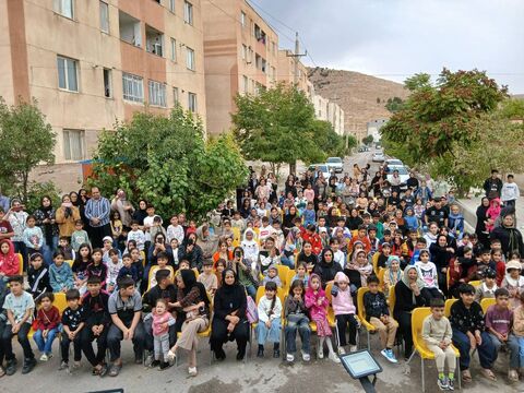 کرمانشاه.  تماشاخانه سیار. شرف‌آباد
