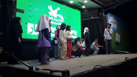 کرمانشاه.  تماشاخانه سیار. سرمست گواور