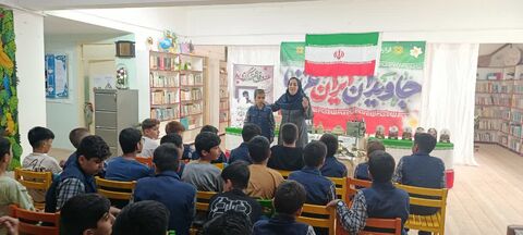 بزرگداشت هفته دفاع مقدس در مرکز فرهنگی تایباد