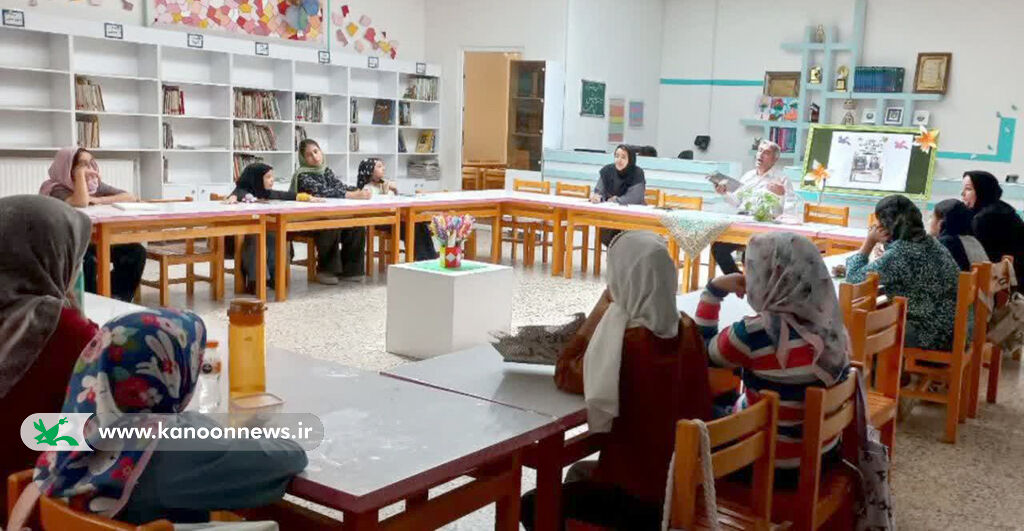 پویش ملی فصل تابستان«۴ کتاب ۴ فصل» برای خانواده‌ها در یزد برگزار شد
