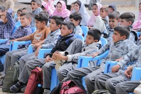 تماشاخانه سیار کانون در روستاهای استان به راه افتاد