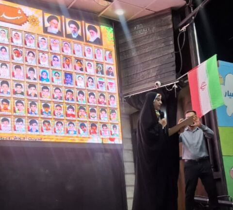 تماشاخانه سیار کانون در تجمعات شبانه ایلام و اجرای برنامه های فرهنگی کودکان و نوجوانان استان