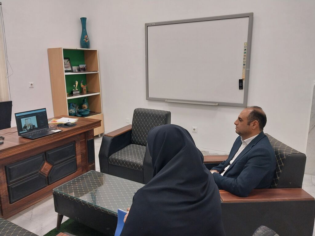 بازدید مدیرکل کانون استان از مرکز جیرفت
