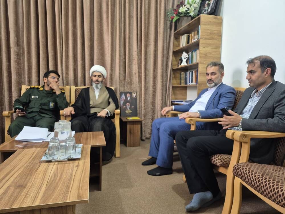 آغاز برنامههای هفته ملی کودک کانون فارس در شهرستان لامرد