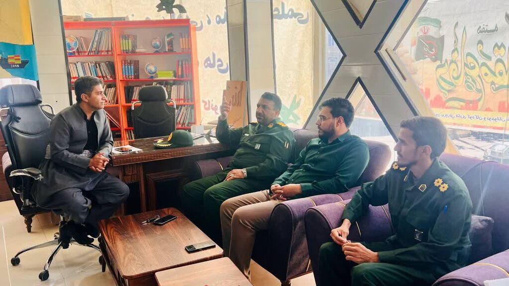 فرمانده سپاه ثلاث باباجانی از کانون این شهرستان بازدید کرد