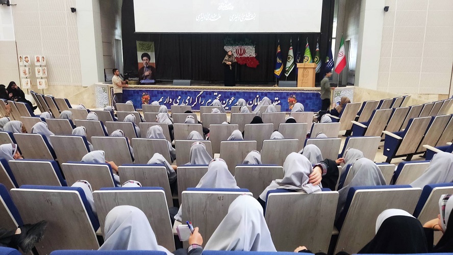 هنر، روایتگر ایثار و مقاومت در «مهرواره به رنگ لاله، به نام وطن»