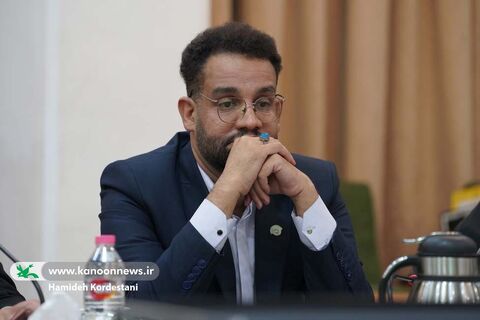 مصطفی پردلی رئیس کافنا در  ششمین نشست مدیران ارشد کانون
