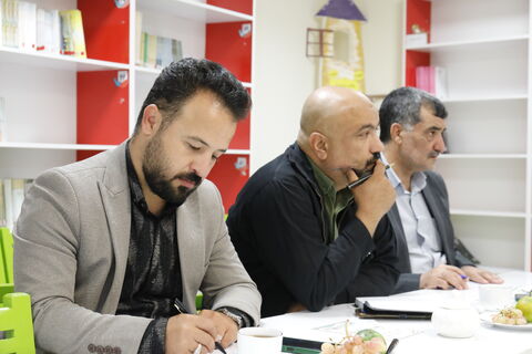 نشست خبر ی