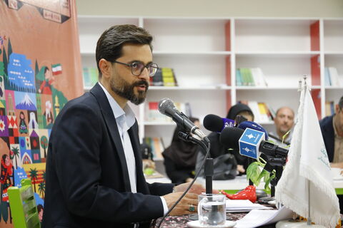 نشست خبری