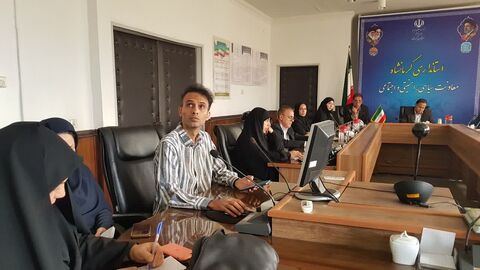 کرمانشاه . نشست هفته ملی کودک در استانداری