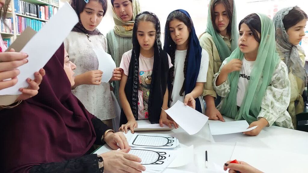 مرحله اول مسابقه کتابخوانی «کولهپشتی امید» به یاد کودکان میناب، در جوانرود به پایان رسید
