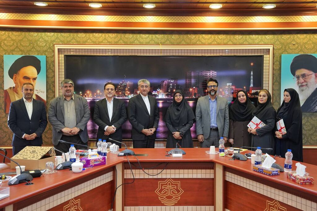 تشکیل «شورای مشورتی کودکان و نوجوانان» در شهرداری / آغاز رویکرد «با کودک» در هفته ملی کودک هرمزگان