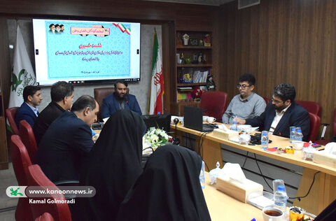 نشست خبری مدیرکل کانون لرستان با اصحاب رسانه