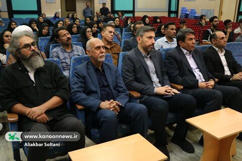 نشست مربیان کانون  استان کرمان با  استاندار کرمان