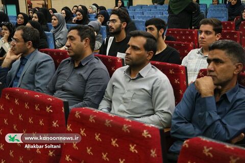 نشست مربیان کانون  استان کرمان با  استاندار کرمان