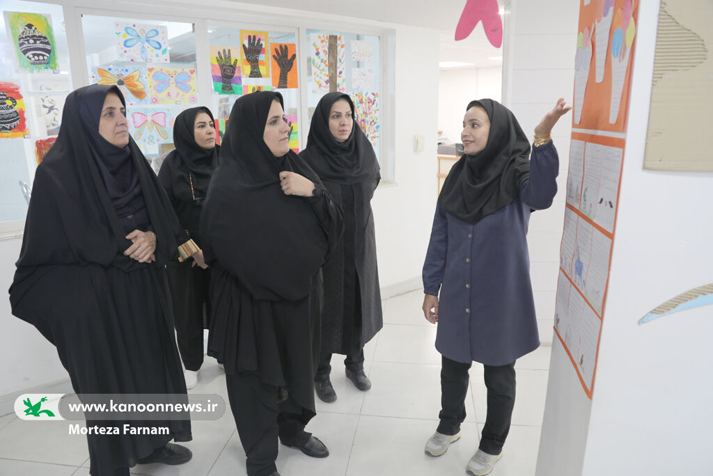 سرپرست کانون پرورش فکری کودکان و نوجوانان یزد از مراکز فرهنگی هنری بازدید کرد