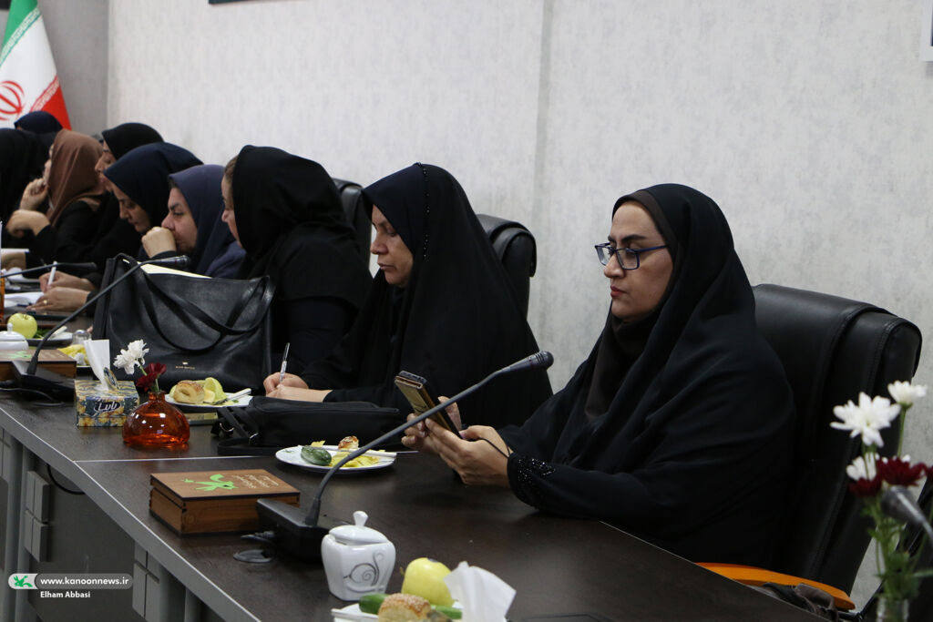 «کودک، صاحبِ صدا و نقش است، نه مخاطبِ منفعلِ برنامه»