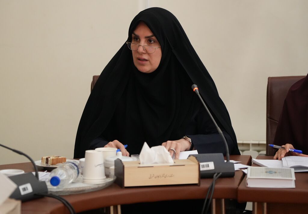 رونمایی از پوستر هفته ملی کودک در استانداری آذربایجان شرقی