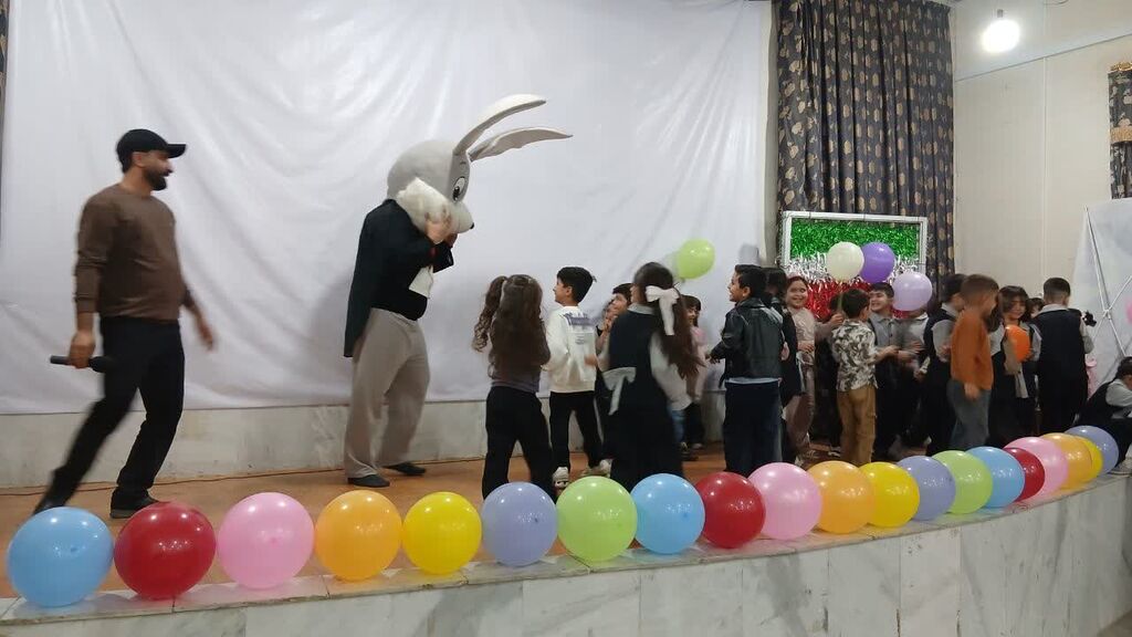 در کانون کنگاور، کودکان و مادران به استقبال هفته ملی کودک رفتند