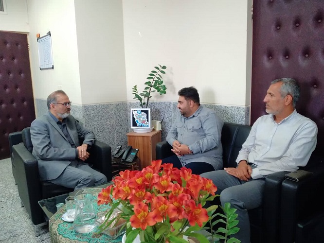 هم‌افزایی کانون و فرمانداری دهاقان برای توسعه زیرساخت‌ها و برنامه‌های فرهنگی کودک و نوجوان