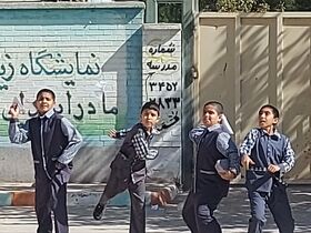جشن «هفته فضا» در دبستان پسرانه ۱۷ شهریور سرخس