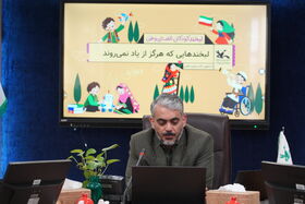 مربی باید پیش از تربیت کودک، مراقب سلامت و غنای ذهنی خود باشد