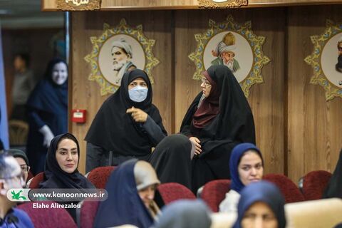 حضورهمکاران کانون در دومین همایش ملی «فرهنگ، رسانه و تحولات نسلی در ایران»