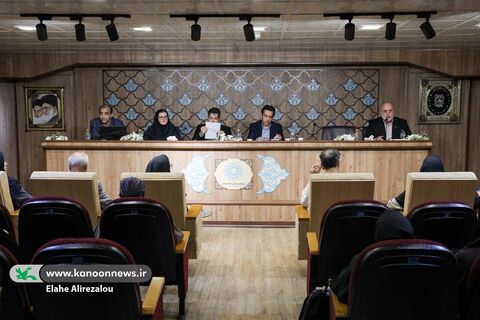 حضورهمکاران کانون در دومین همایش ملی «فرهنگ، رسانه و تحولات نسلی در ایران»