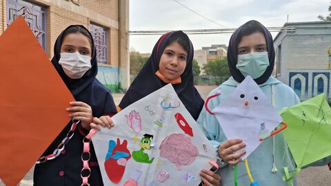 کرمانشاه.  کنگاور. زنگ هفته ملی کودک