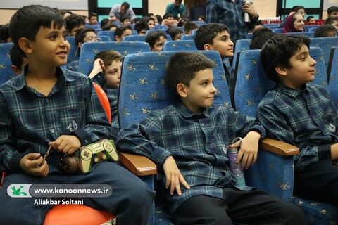 نخستین مهرواره نمایش سایه‌ای