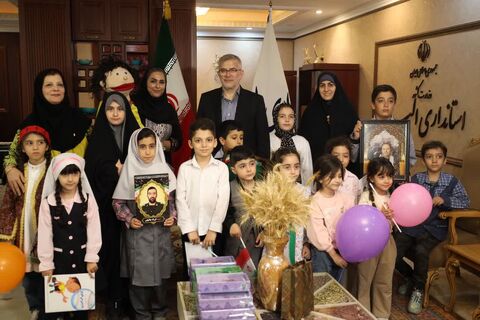 در نخستین روز هفته ملی کودک؛ استاندار البرز پای صحبت کودکان نشست