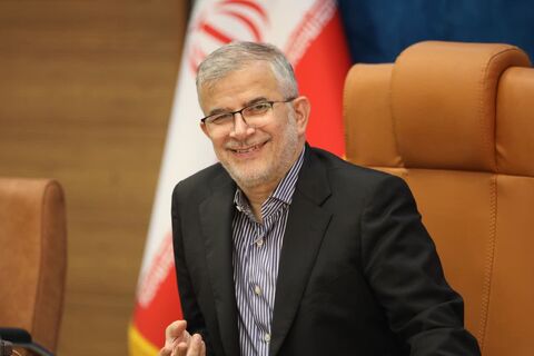 در نخستین روز هفته ملی کودک؛ استاندار البرز پای صحبت کودکان نشست