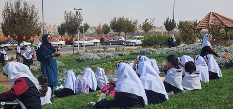 «۱۶۸ بال و یک آسمان» در کانون استان قم برگزار شد