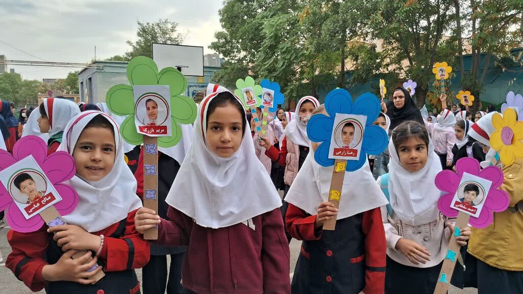 زنگ هفته ملی کودک در کنگاور نواخته شد