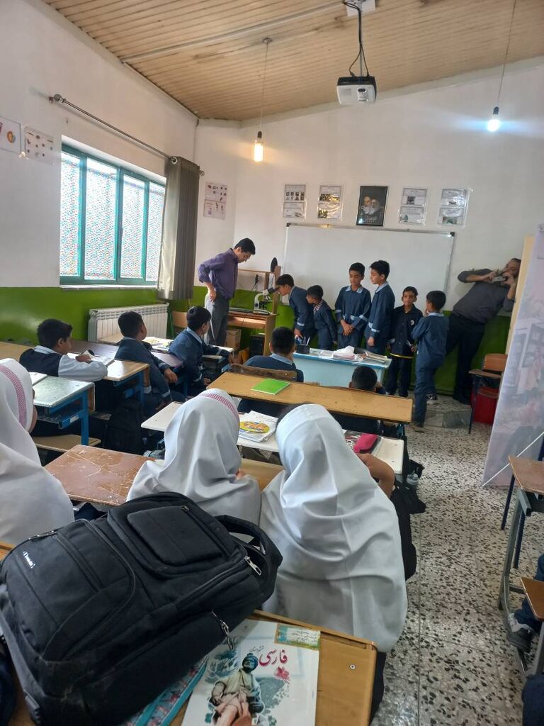 ویژهبرنامه ۶۰ سالگی کتابخانههای سیار در روستای سیاهتلو برگزار شد