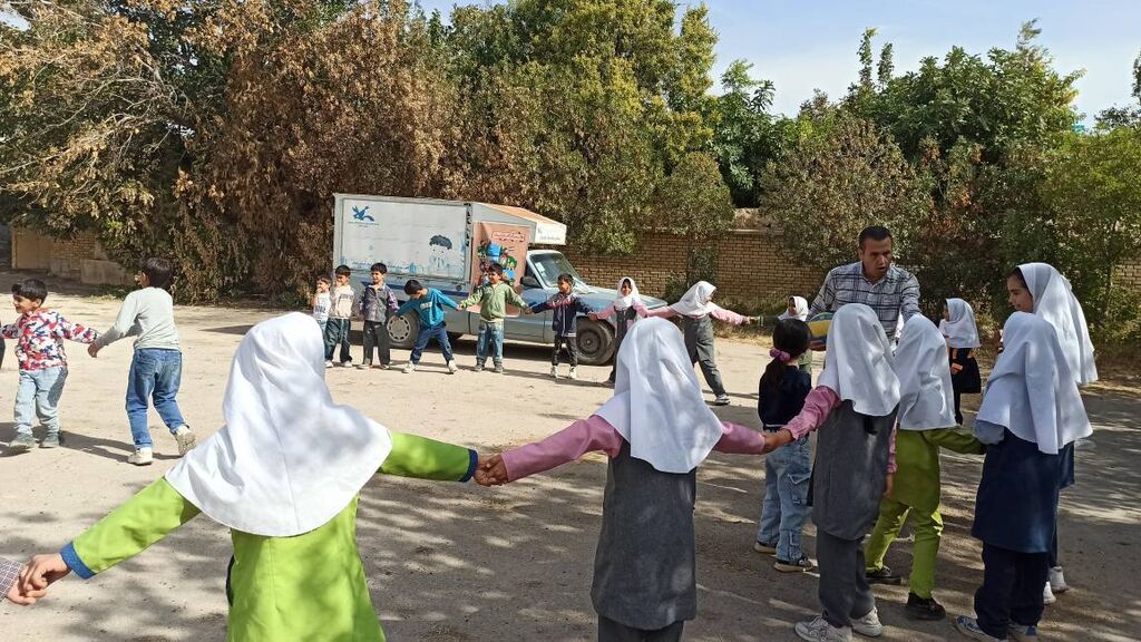  شصت سالگی  مراکز فرهنگی هنری  سیار در استان جشن گرفته شد