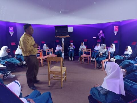 مرکز2