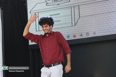 روز پنجم تماشاخانه سیار در بهرام‌آباد